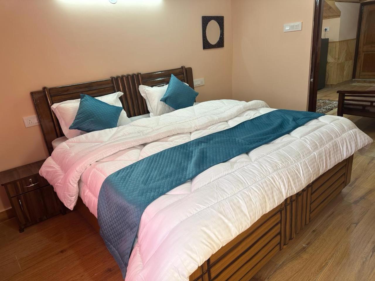 Nav Nidhi B&B Shimla Ngoại thất bức ảnh